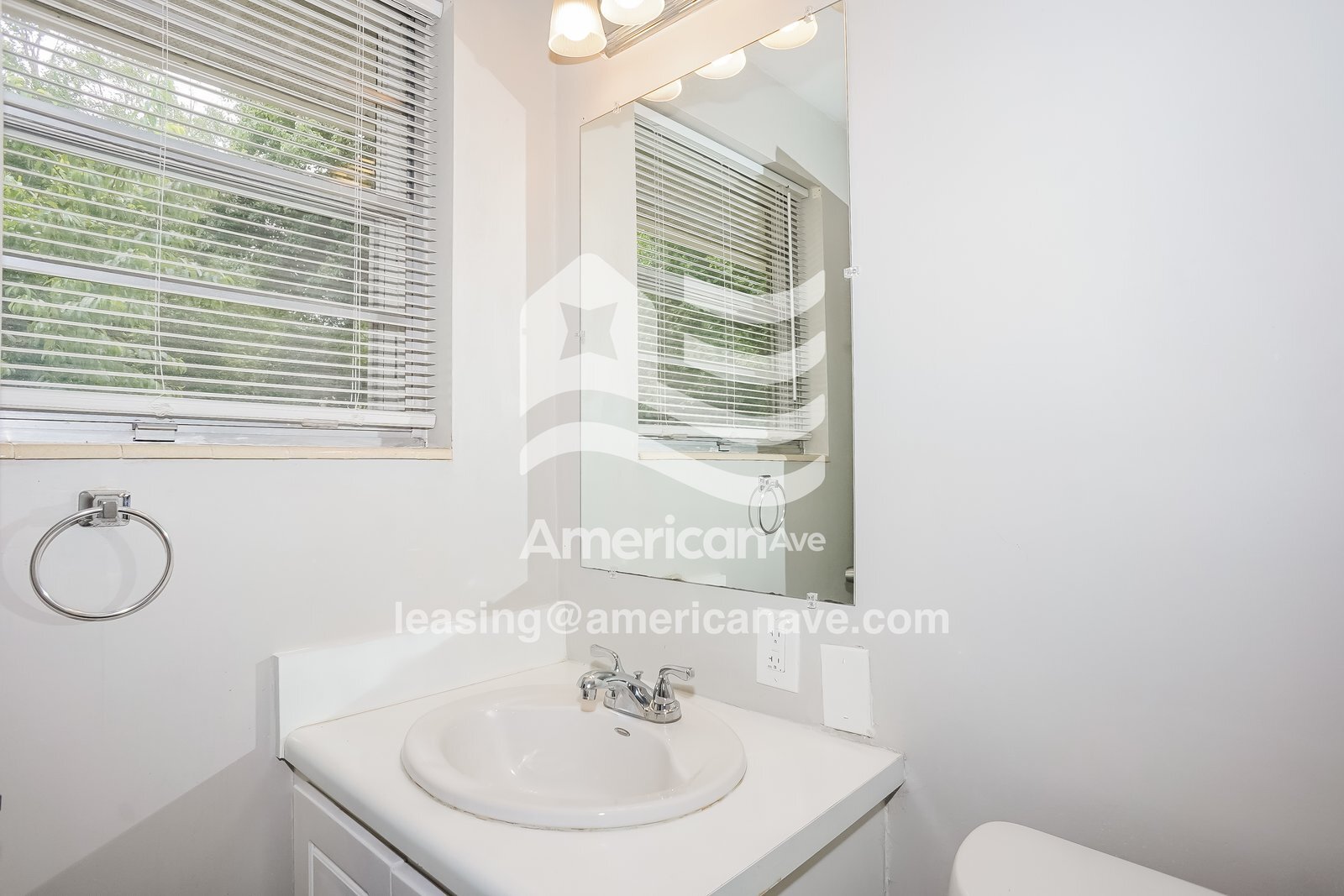 Building Photo - 2231 Mura Dr