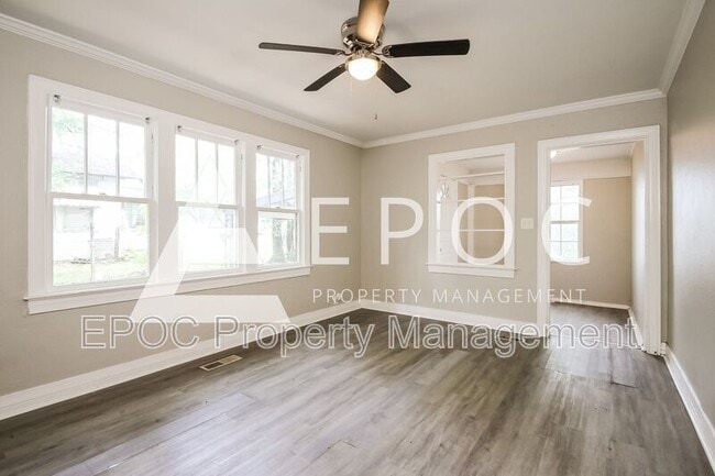 Building Photo - 128 S 64th W Ave