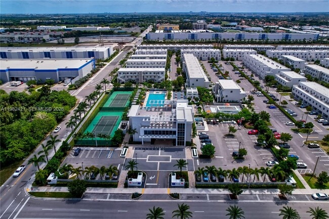 Building Photo - 6630 NW 104th Path