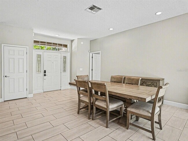 Building Photo - 3404 Royal Ascot Run