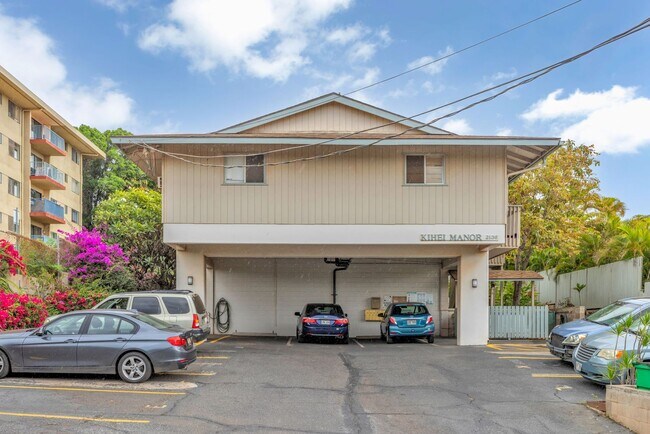 Building Photo - Kihei Manor #202 – Furnished 1BR Condo Steps from The Cove!