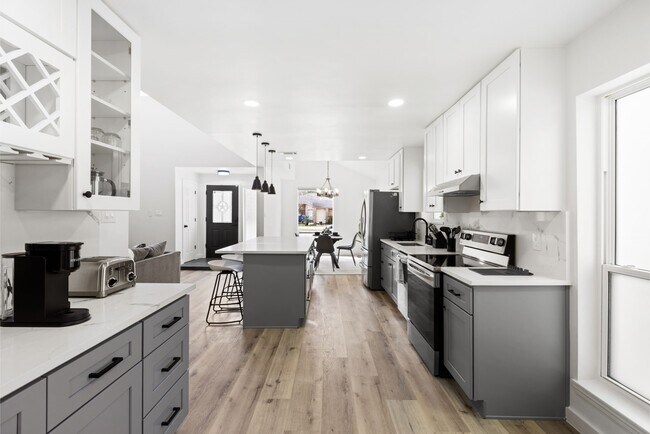 Building Photo - 15126 Forest Lodge Dr