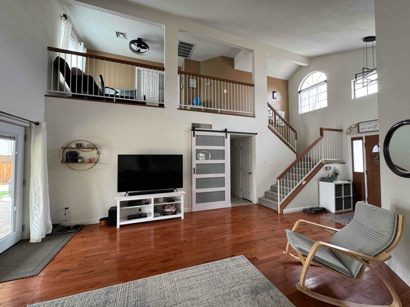 Building Photo - 4859 E Dallas Cir