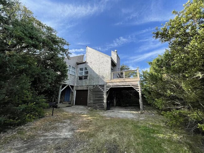 Building Photo - 56128 Elizabeth Ave