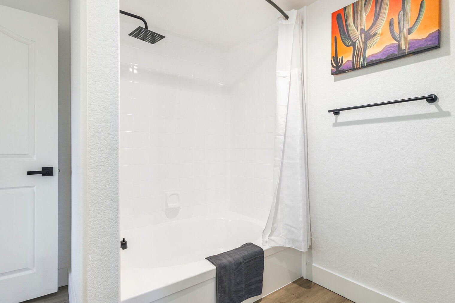 Building Photo - 15608 N 71st St