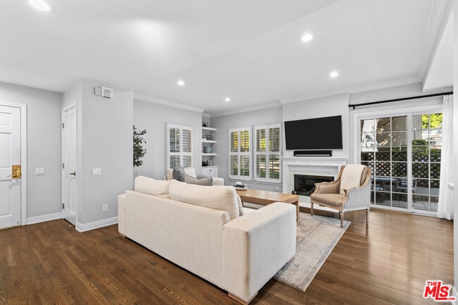 Building Photo - 1144 Yale St