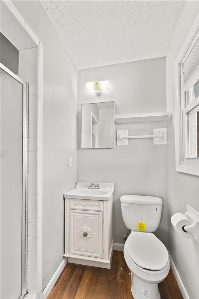 Building Photo - 122 Bright Ridge Dr