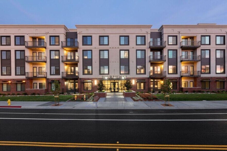 Building Photo - 300 Railway Ave