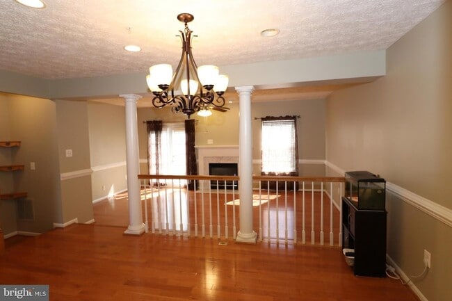 Building Photo - 3312 Hibiscus Ct