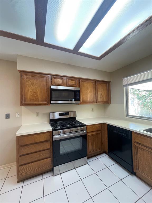 Building Photo - 9126 Elk Bend Dr
