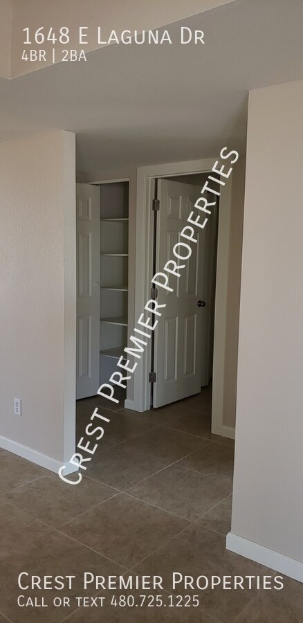 Building Photo - 1648 E Laguna Dr
