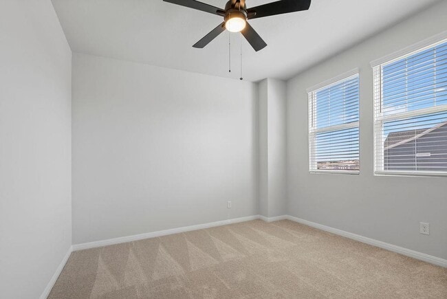 Building Photo - 104 Woodrow Ln