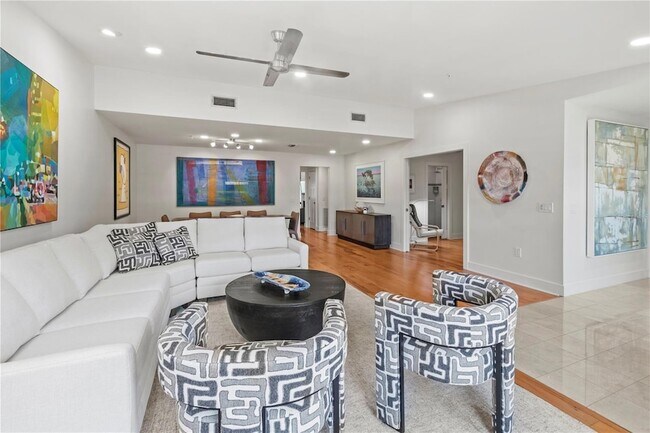 Building Photo - 2377 Harbour Oaks Dr