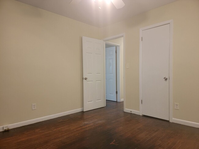 Building Photo - Spacious 3BR Ranch in Prime Atlanta Location!