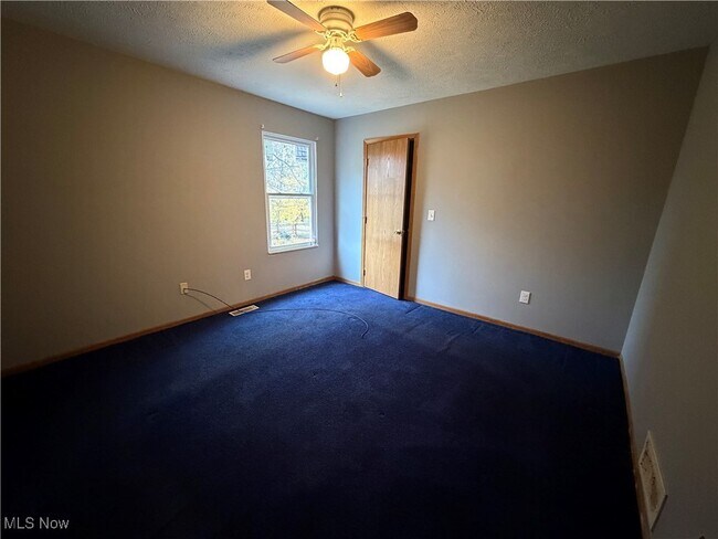 Building Photo - 4154 E 95th St