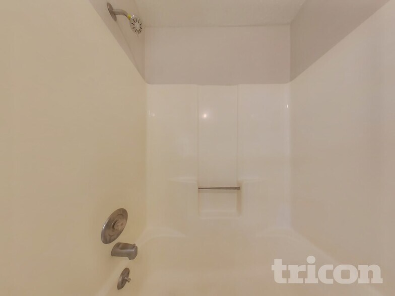 Building Photo - 3406 Owens Pass NW