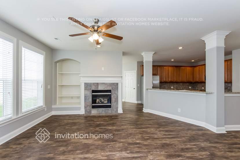Building Photo - 3016 Ivy Brook Pl