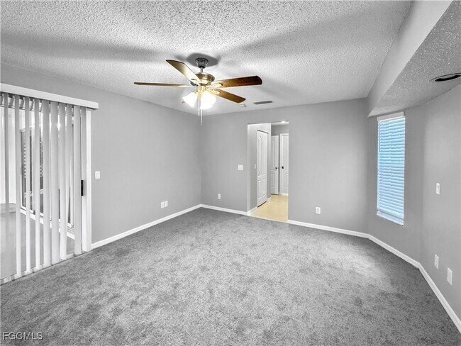 Building Photo - 5823 Buchanan Rd