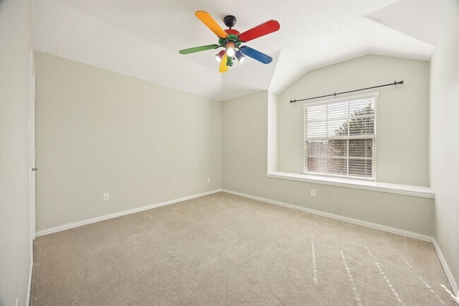 Building Photo - 24710 Hikers Bend Dr