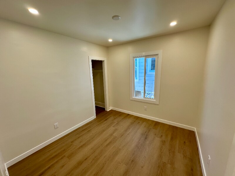 Building Photo - 1443 Linden Ave