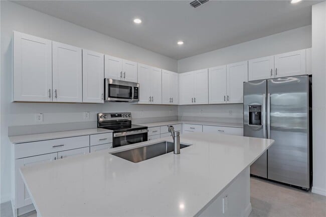 Building Photo - 10834 Fowlers Blf Ct