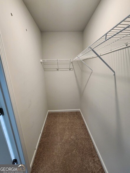 Building Photo - 214 Coneflower Rd