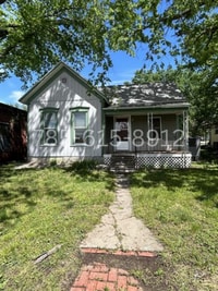 Building Photo - 627 N King St