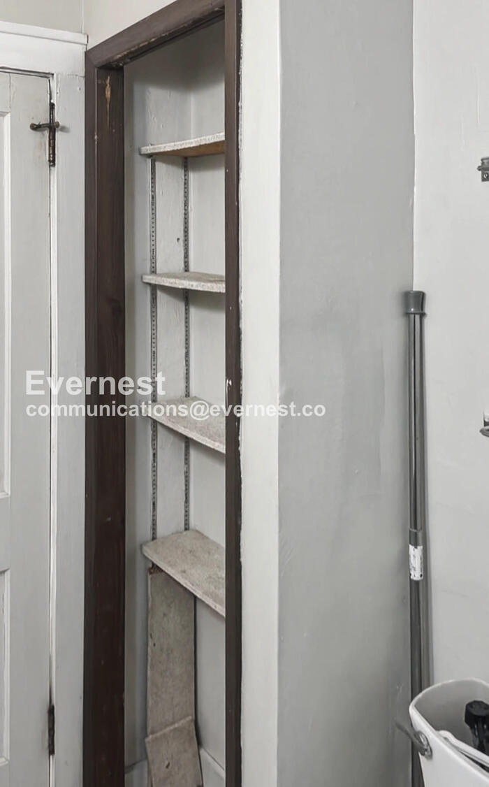 Building Photo - 1093 Georgia Ave