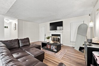 Building Photo - 6425 Pinebark Way