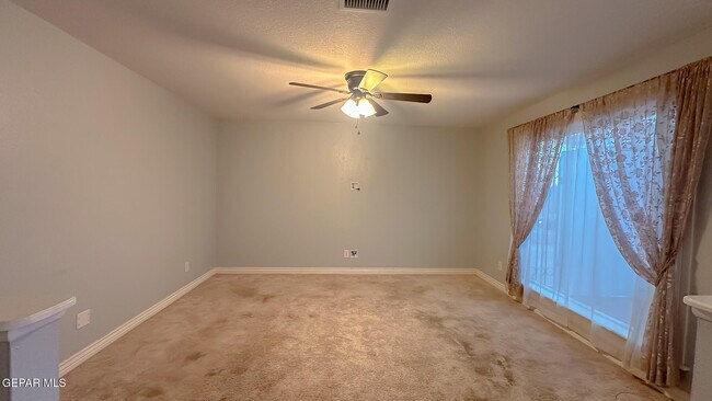 Building Photo - 6916 Polvadera Dr