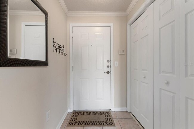 Building Photo - 800 S Dakota Ave