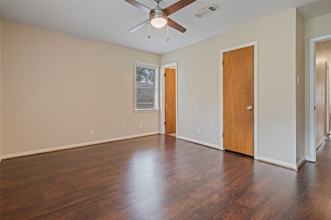 Building Photo - 3808 Avenue O