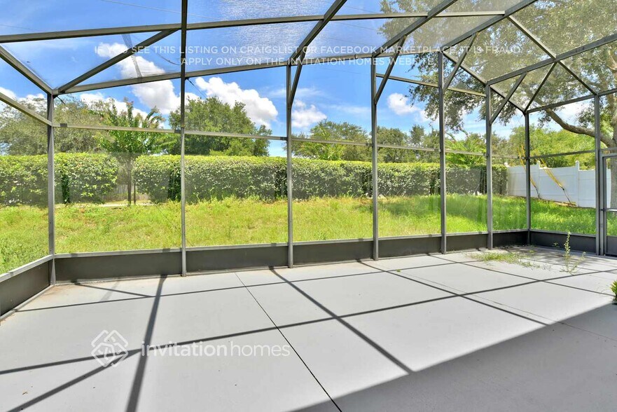Building Photo - 1592 Silhouette Dr