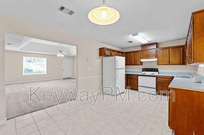 Building Photo - 3310 Wombles Ct