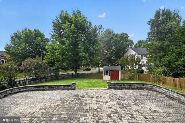 Building Photo - 6401 Abingdon Pl