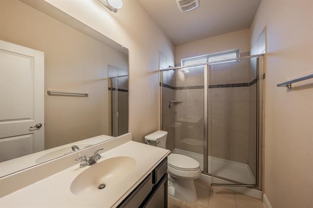 Building Photo - 15505 Bluffdale Dr