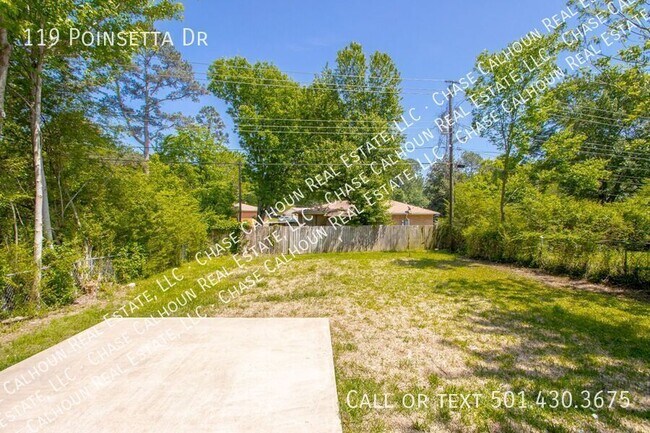 Building Photo - 119 Poinsetta Dr