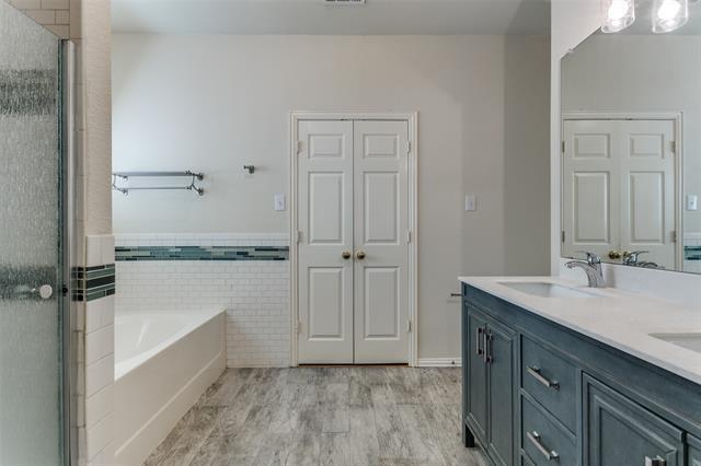 Building Photo - 11729 Ficus Dr