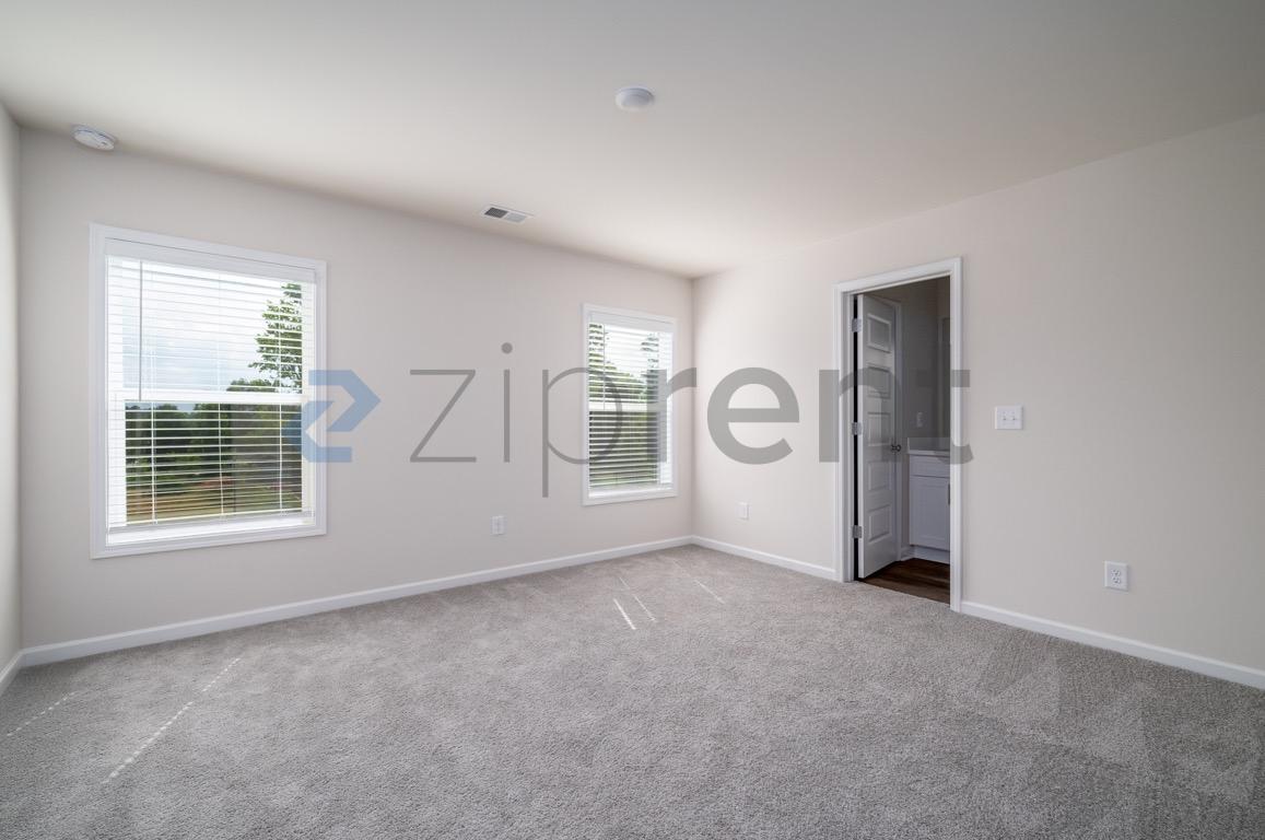 Building Photo - 5485 Blossomwood Trl SW