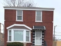 Building Photo - 9304 S Justine St