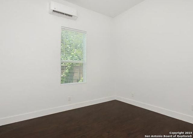 Building Photo - 432 S Olive, 1