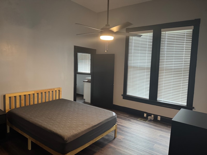 Building Photo - 126 Montgomery St