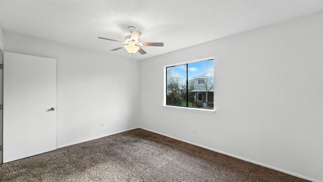 Building Photo - 21210 Malibu Colony