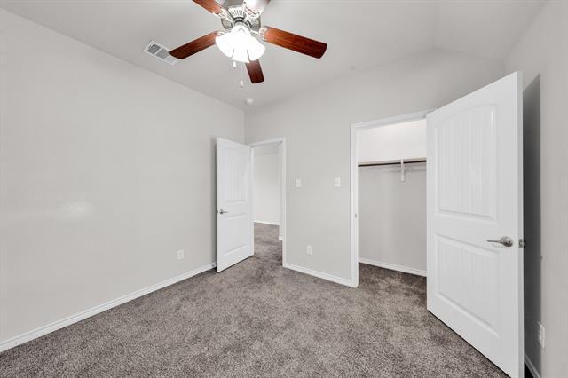 Building Photo - 2249 Barx Dr