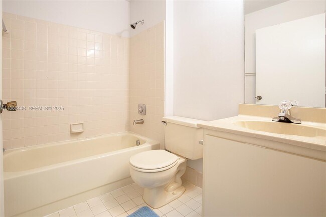 Building Photo - 9431 Boca Cove Cir