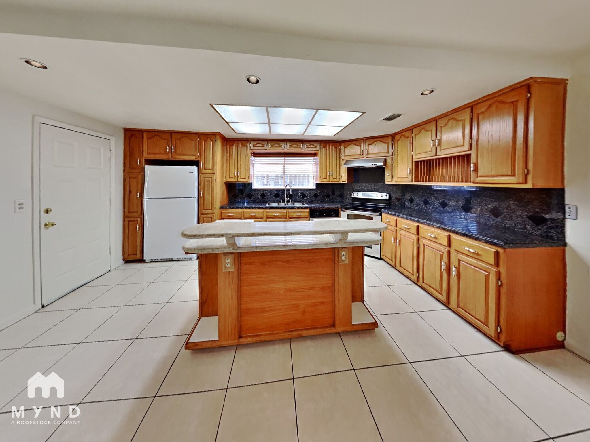 Building Photo - 8055 Wagon Trail Way