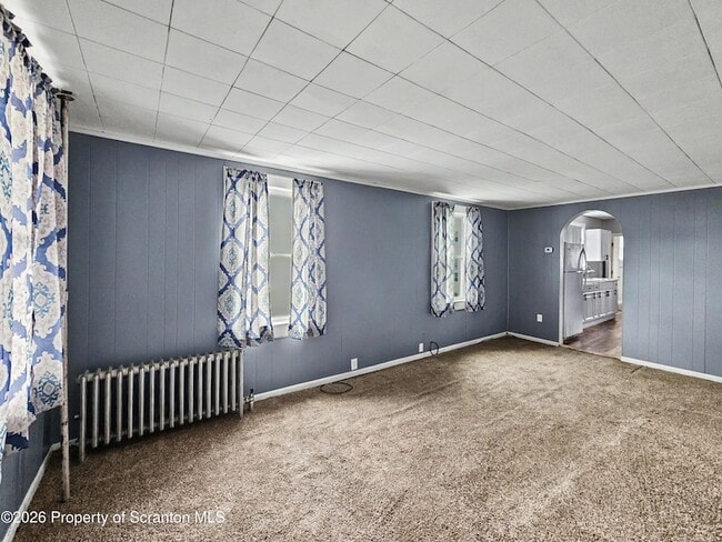 Building Photo - 176 Cherry St