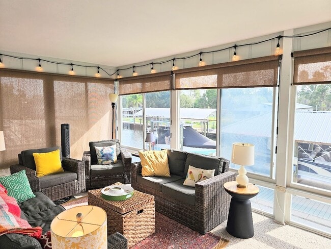 Building Photo - Waterfront 2 Bedroom, 2 Bath Stilt Home with Dock