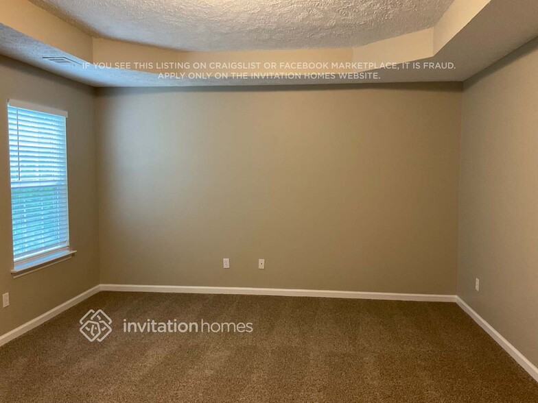 Building Photo - 6975 Calderwood Dr