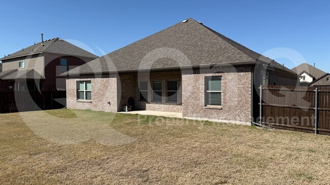 Building Photo - 4006 Whitetail Ln